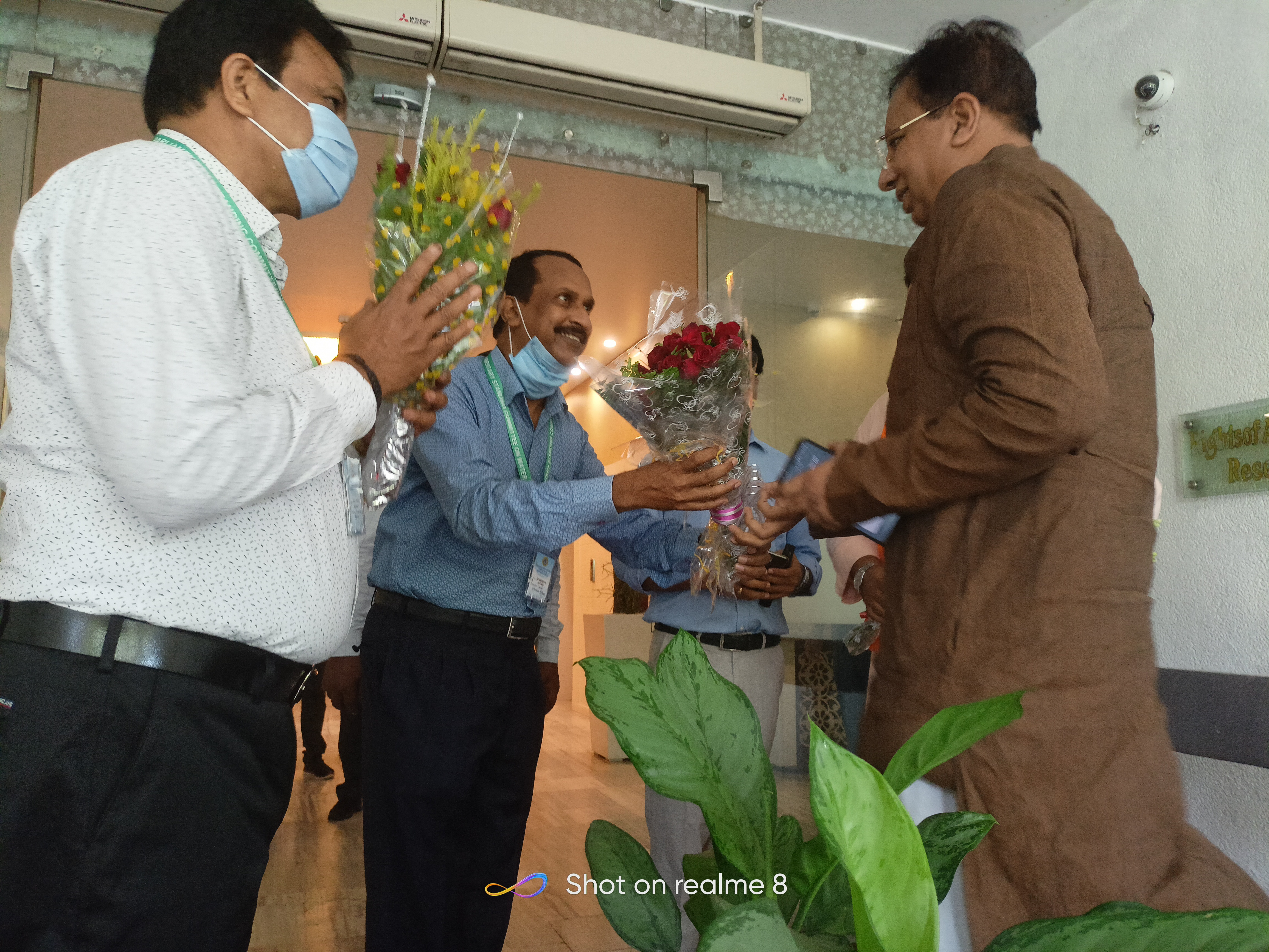 Felicitation of Chairman, PSC on Water Resources by CE LGBO (23.08.2021)