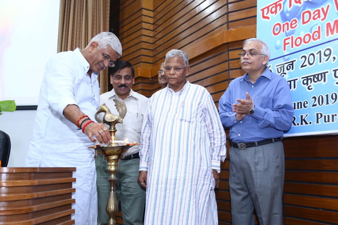 Lamp Lighting Ceremony for “One Day Workshop on Flood Management” at Central Water Commission